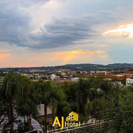 Aj Hotel Chapeco - Facil Acesso Patio Shopping E Rotula Da Bandeira Екстериор снимка