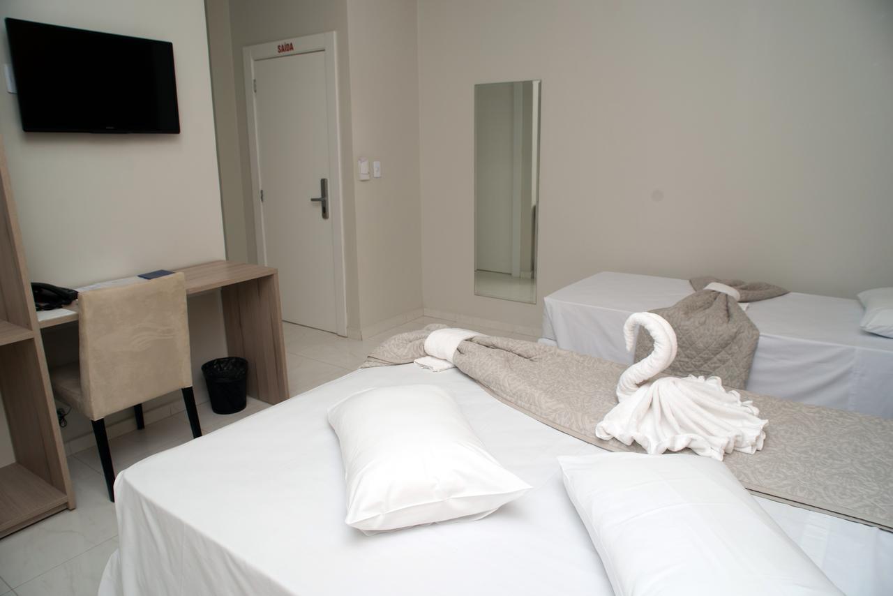 Aj Hotel Chapeco - Facil Acesso Patio Shopping E Rotula Da Bandeira Екстериор снимка
