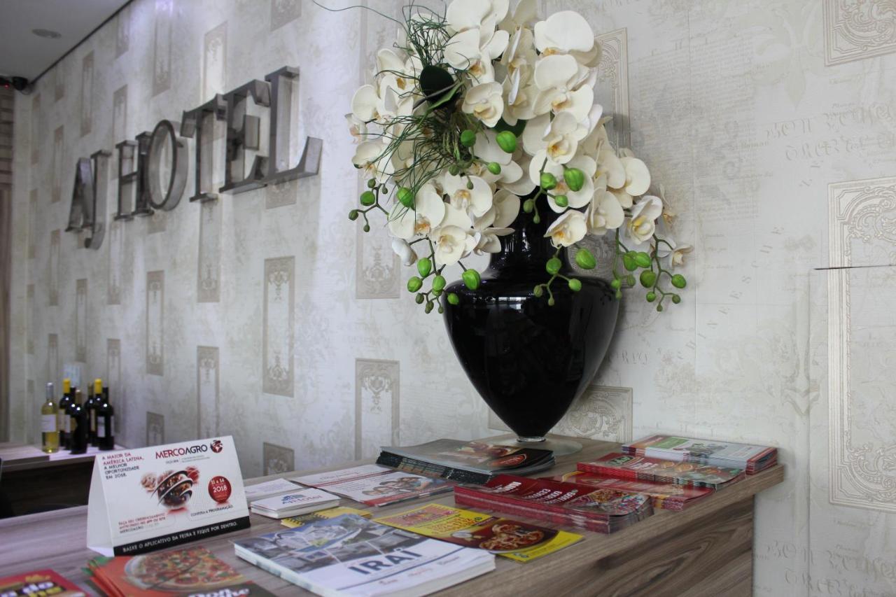 Aj Hotel Chapeco - Facil Acesso Patio Shopping E Rotula Da Bandeira Екстериор снимка